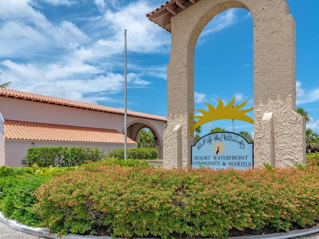 338 Newport Dr 1802, Naples, FL 34114-31