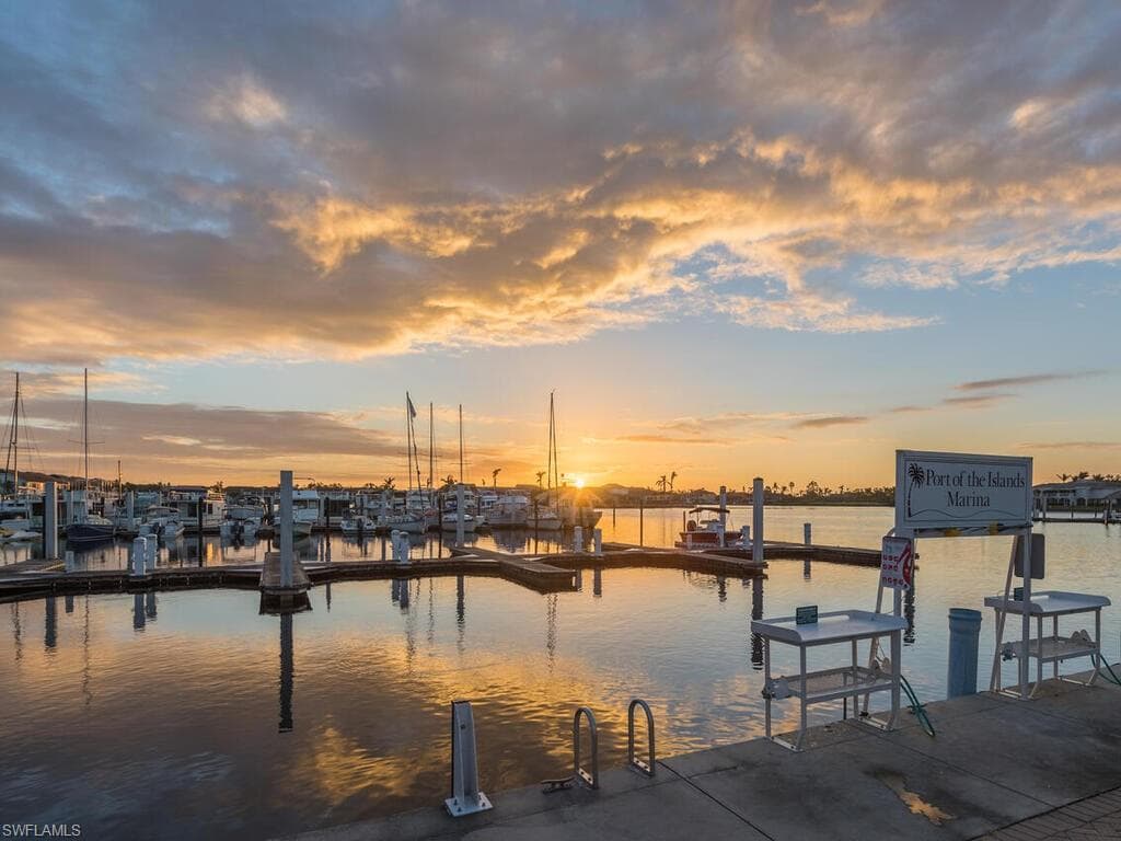 338 Newport Dr 1802, Naples, FL 34114-33