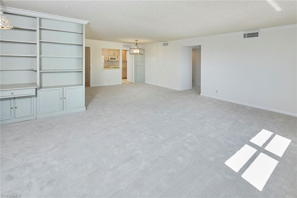 1919 Gulf Shore Blvd N 804, Naples, FL 34102-8