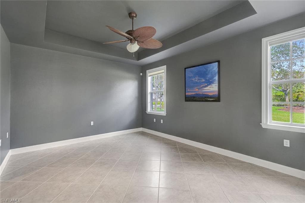 1330 Remington Way 11102, Naples, FL 34110-12
