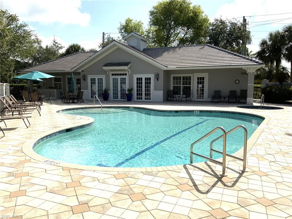 1330 Remington Way 11102, Naples, FL 34110-24