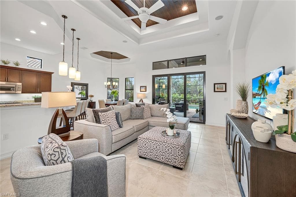 6231 Brunello Ln, Naples, FL 34113-9