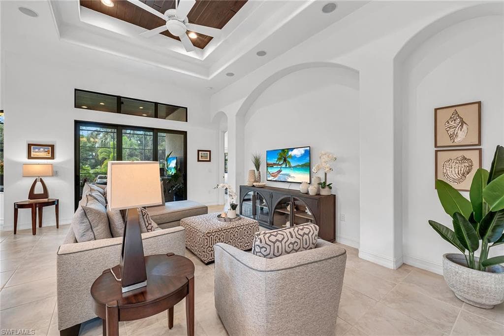 6231 Brunello Ln, Naples, FL 34113-8