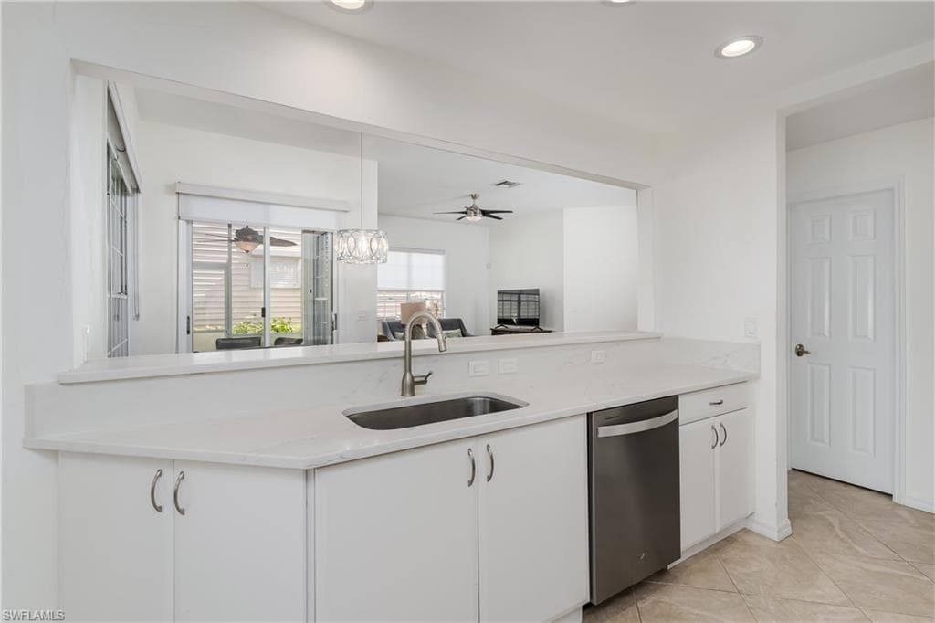 2659 Aft Ave, Naples, FL 34109-4
