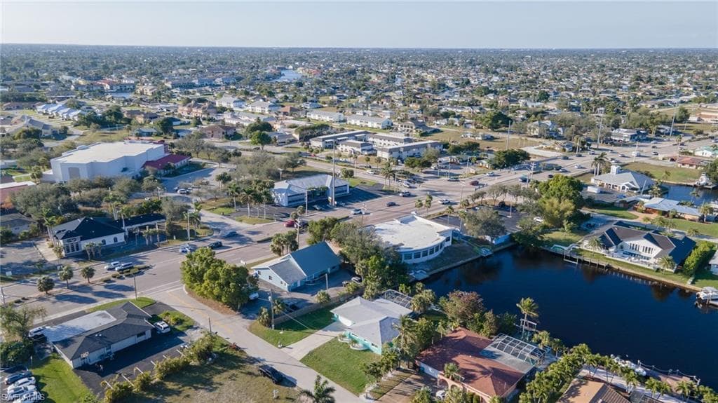 1609 41st St, Cape Coral, FL 33904-3