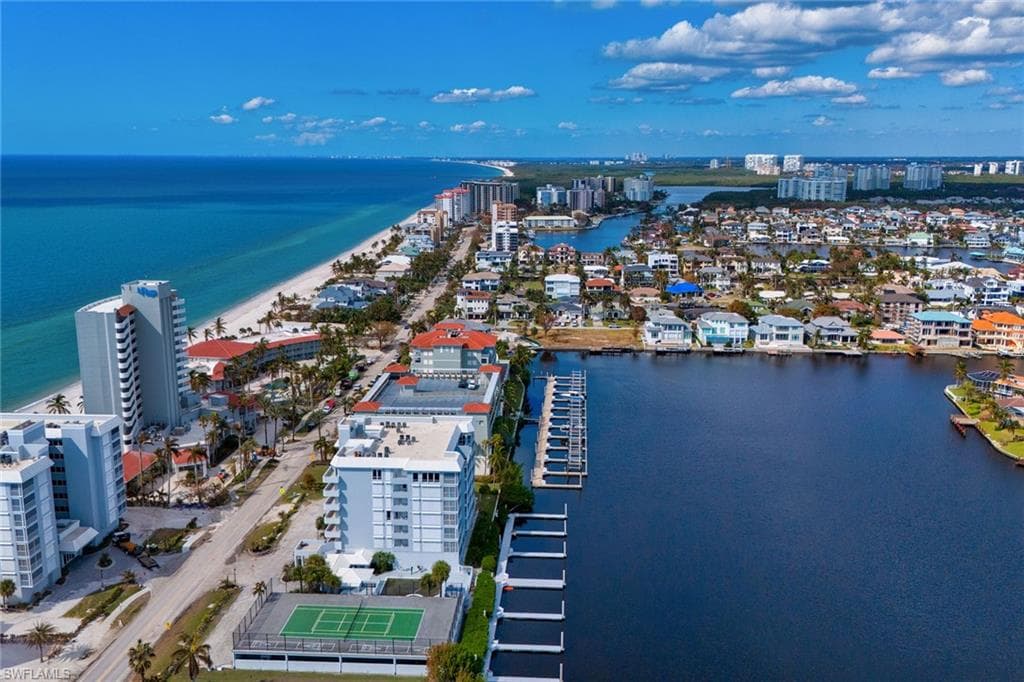 9790 Gulf Shore Dr 505, Naples, FL 34108-5