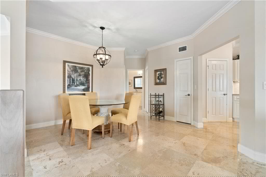 175 Barefoot Cir, Bonita Springs, FL 34134-9