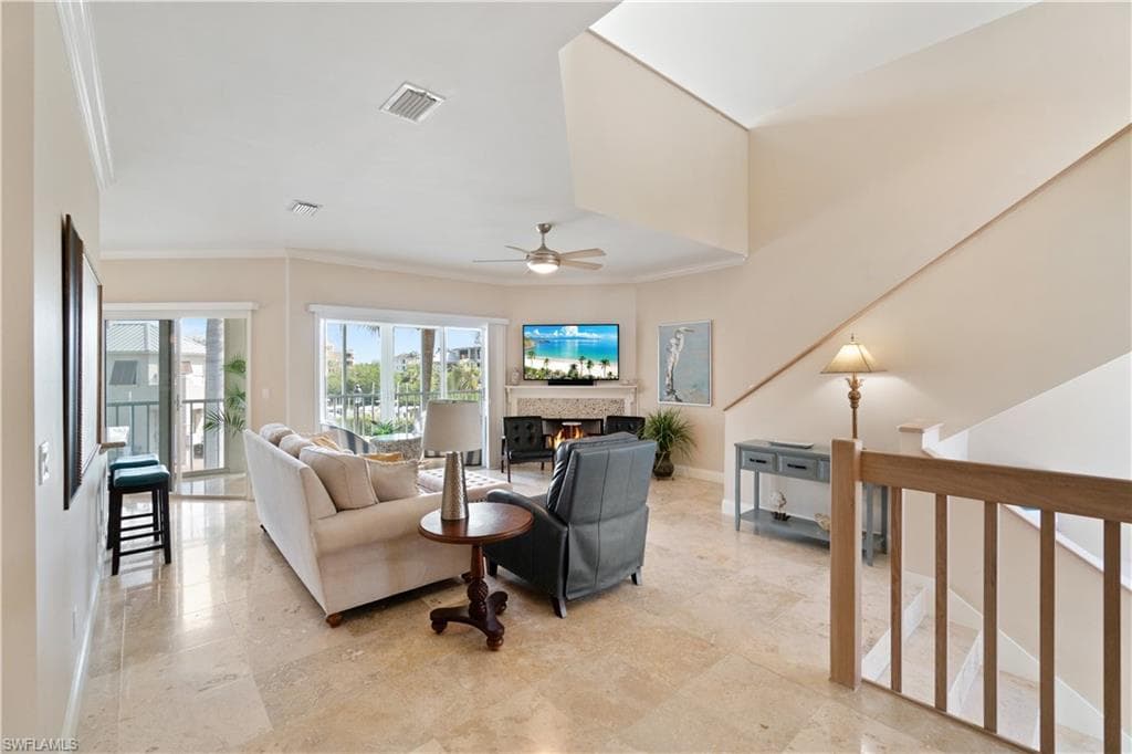 175 Barefoot Cir, Bonita Springs, FL 34134-11