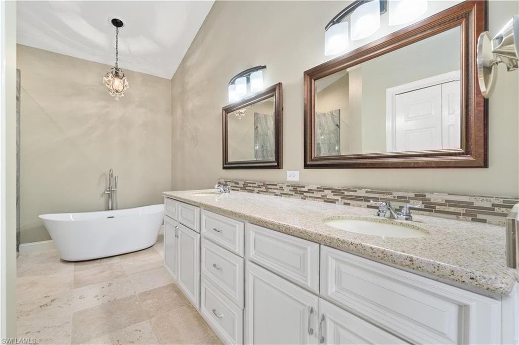 175 Barefoot Cir, Bonita Springs, FL 34134-23