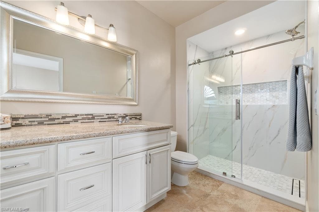 175 Barefoot Cir, Bonita Springs, FL 34134-30