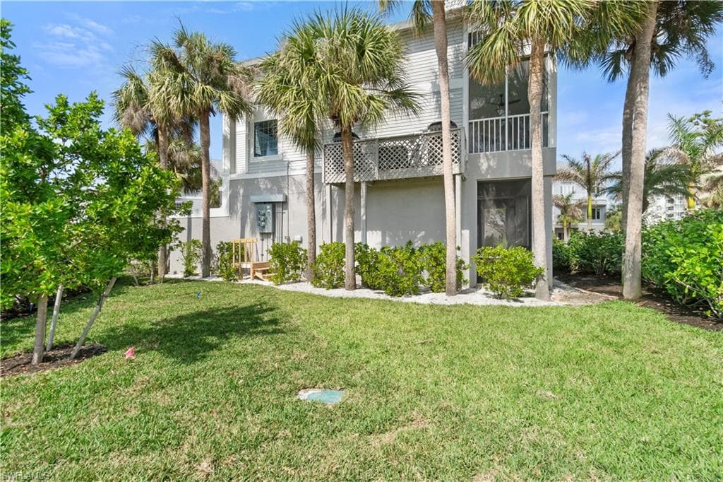 175 Barefoot Cir, Bonita Springs, FL 34134-39