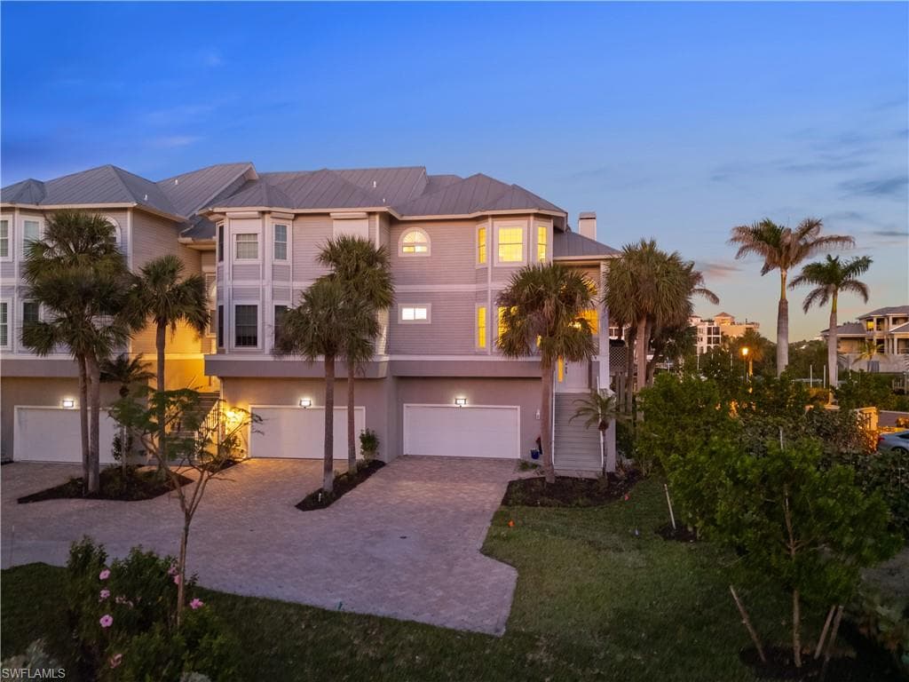 175 Barefoot Cir, Bonita Springs, FL 34134-42