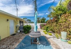 595 103rd Ave, Naples, FL 34108-28