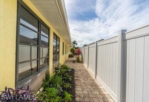 595 103rd Ave, Naples, FL 34108-30