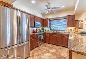 595 103rd Ave, Naples, FL 34108-5