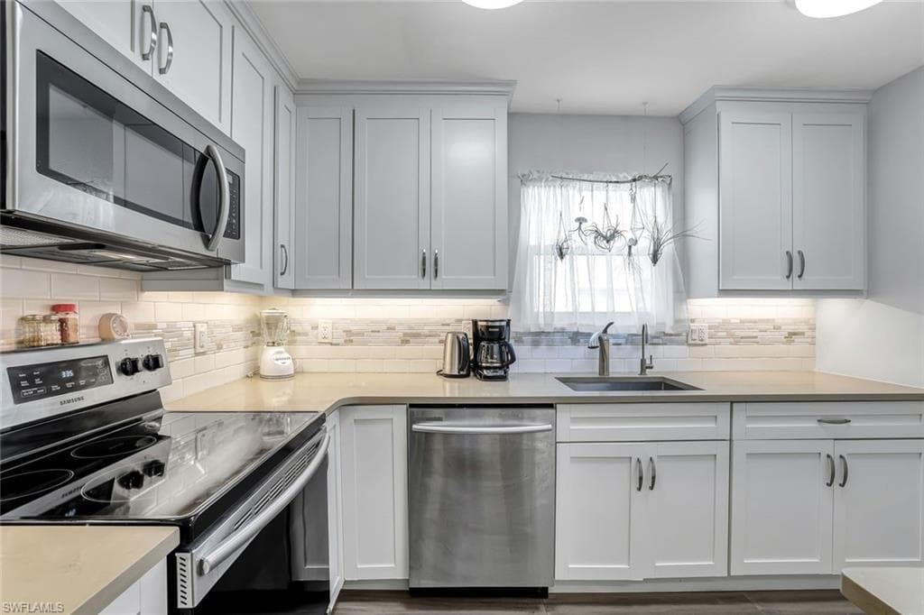 161 Bristol Ln D202, Naples, FL 34112-11