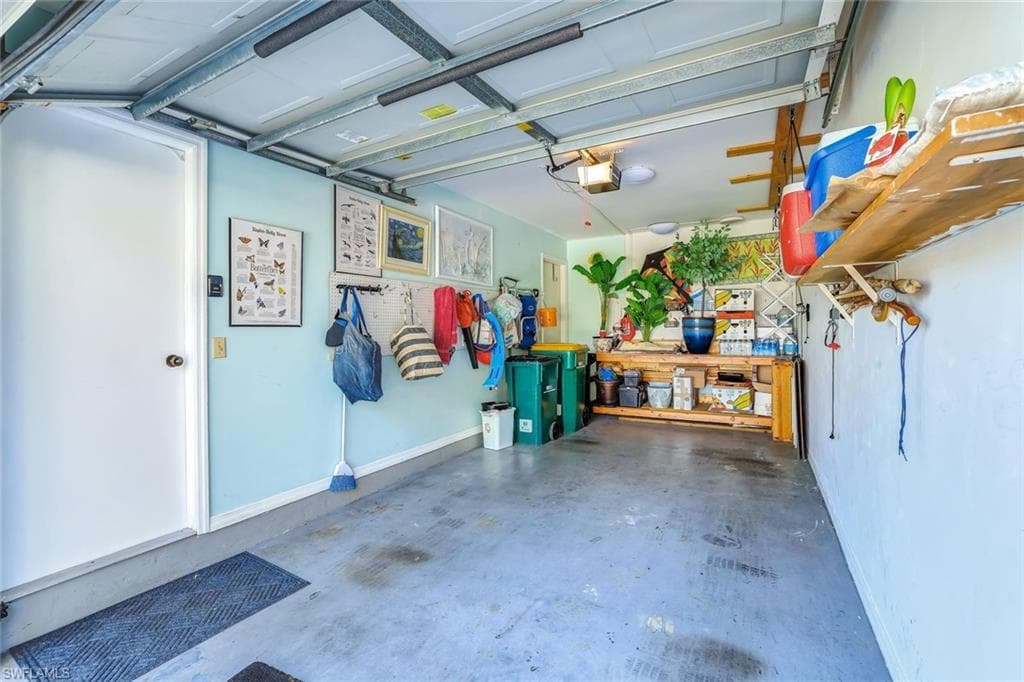 161 Bristol Ln D202, Naples, FL 34112-25