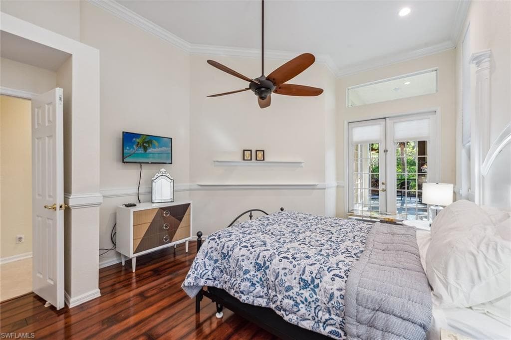 8599 Pepper Tree Way, Naples, FL 34114-17