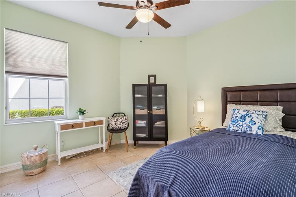 8599 Pepper Tree Way, Naples, FL 34114-19