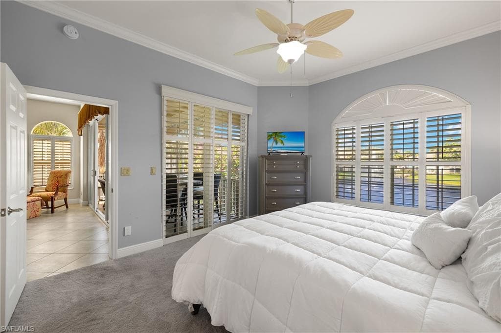8453 Abbington Cir 821, Naples, FL 34108-18