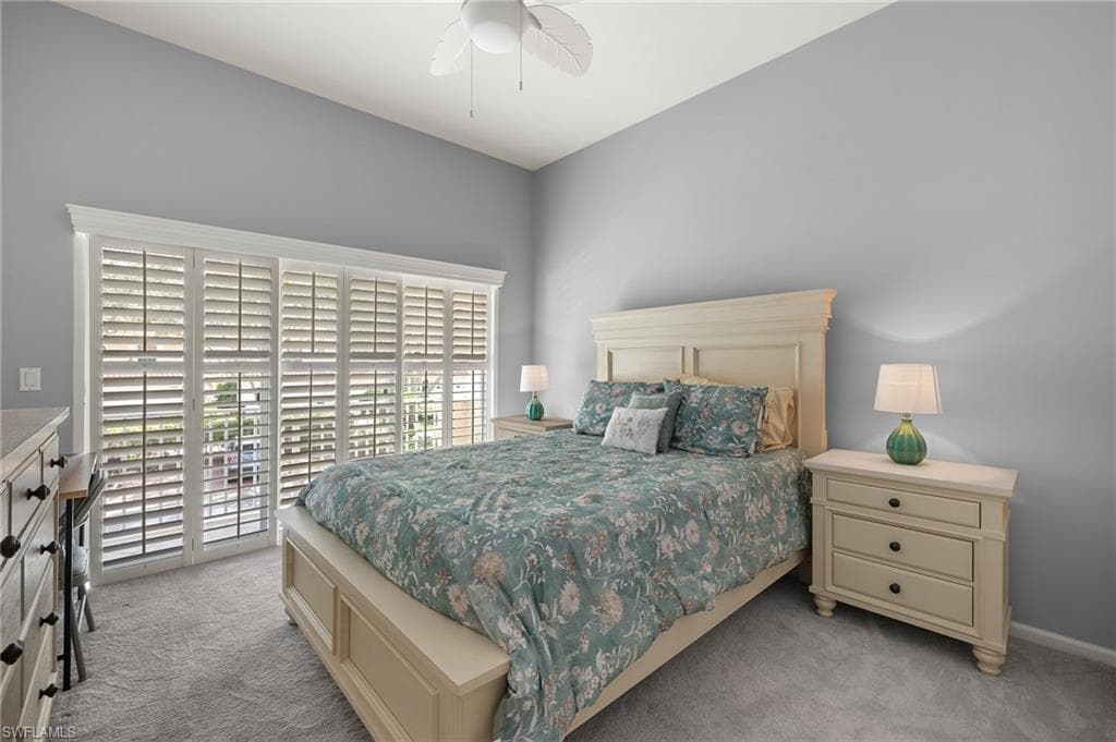 8453 Abbington Cir 821, Naples, FL 34108-22