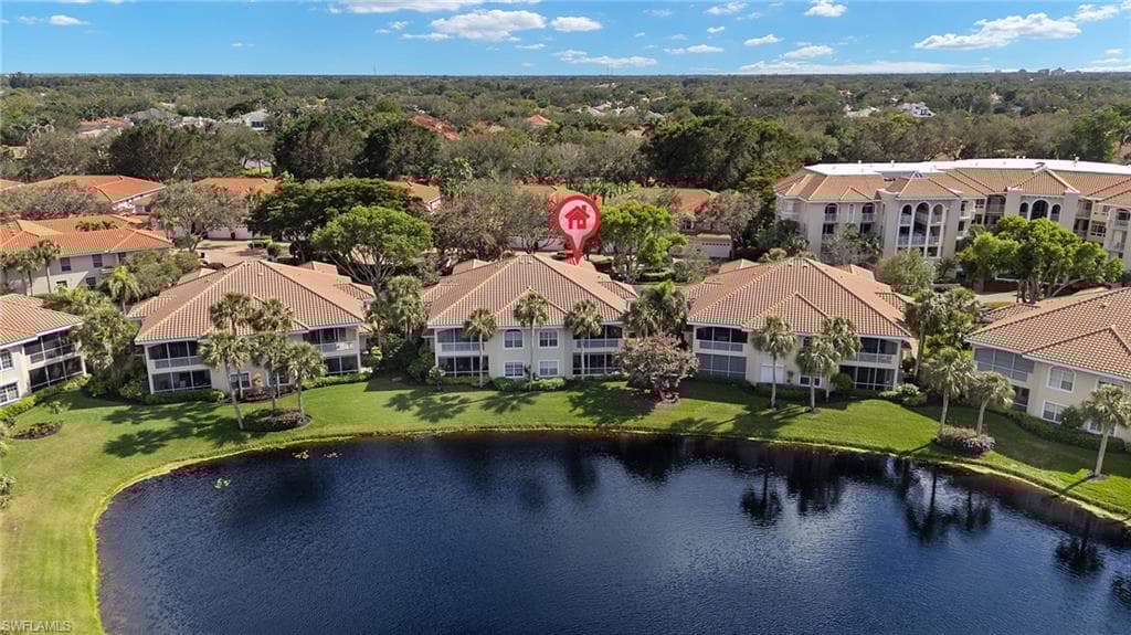 8453 Abbington Cir 821, Naples, FL 34108-30