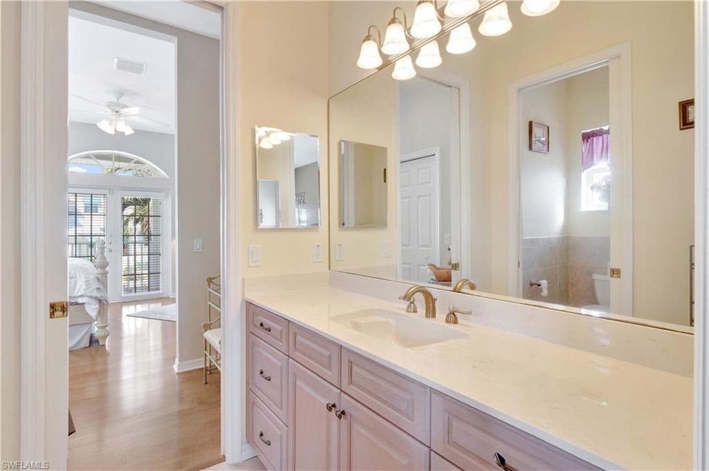 27041 Flamingo Dr, Bonita Springs, FL 34135-18