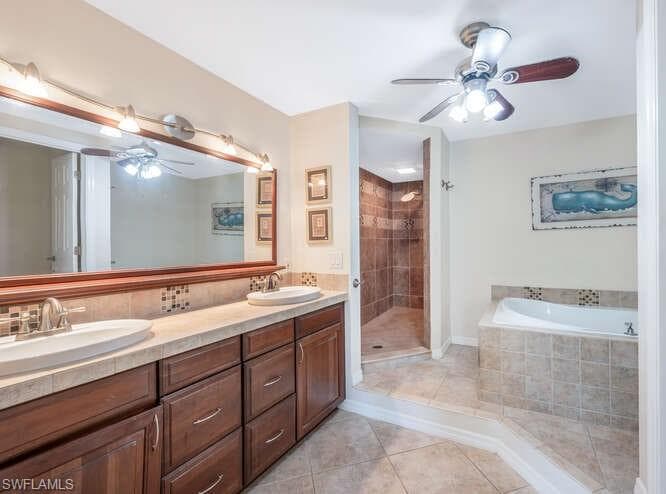 778 Broad Ct S, Naples, FL 34102-28