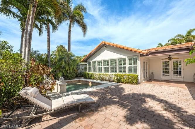 778 Broad Ct S, Naples, FL 34102-32
