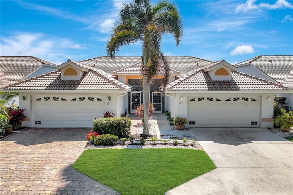538 Captn Kate Ct 25, Naples, FL 34110-3