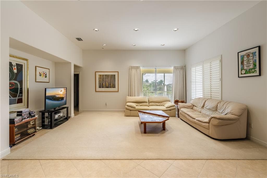 28652 San Lucas Ln 202, Bonita Springs, FL 34135-12