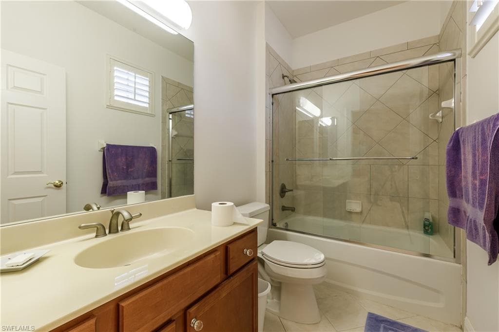28652 San Lucas Ln 202, Bonita Springs, FL 34135-30