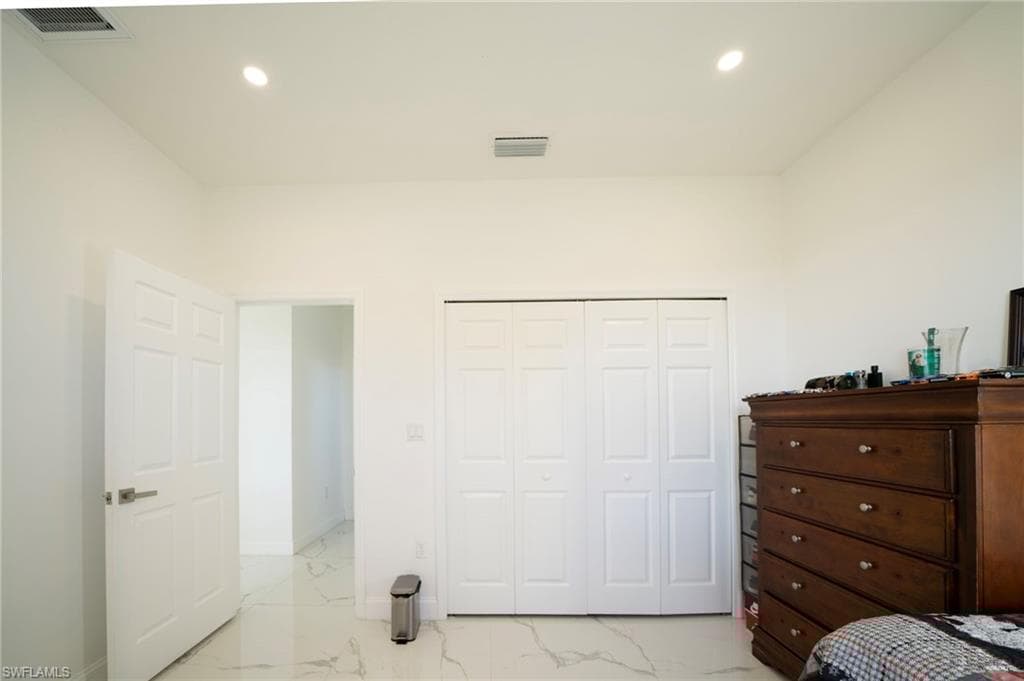 2915 5th St SW, Lehigh Acres, FL 33976-26