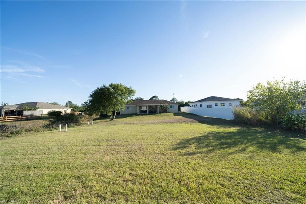 2915 5th St SW, Lehigh Acres, FL 33976-33
