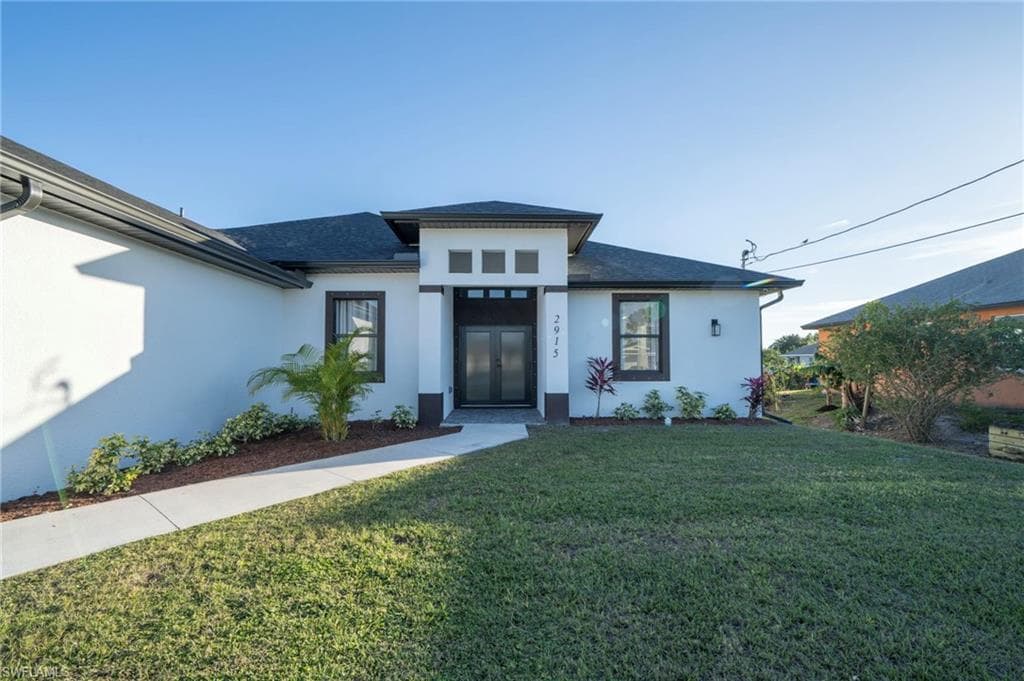 2915 5th St SW, Lehigh Acres, FL 33976-3