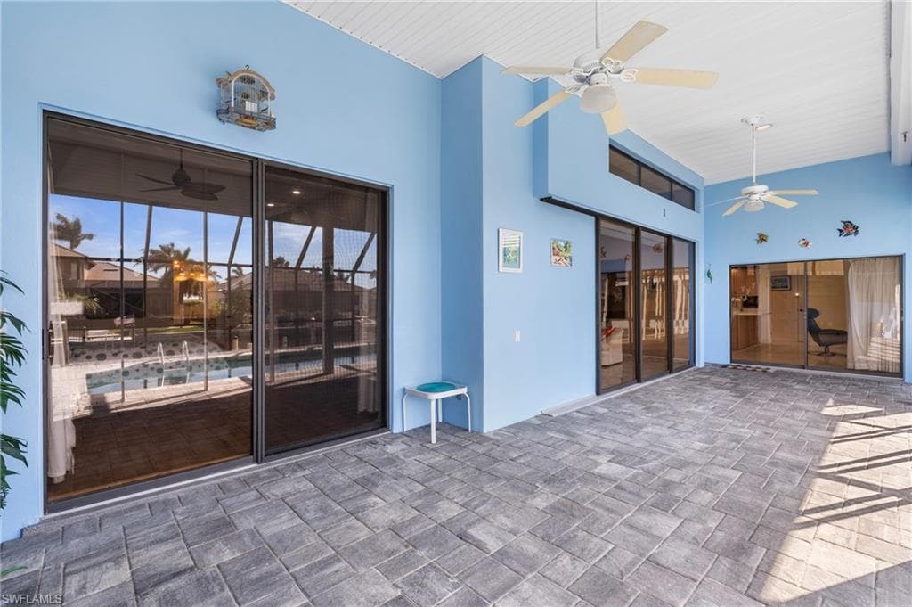248 Seminole Ct, Marco Island, FL 34145-38