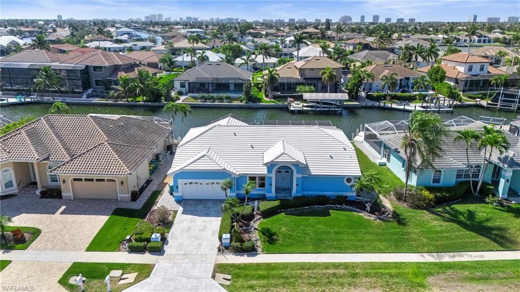 248 Seminole Ct, Marco Island, FL 34145-5
