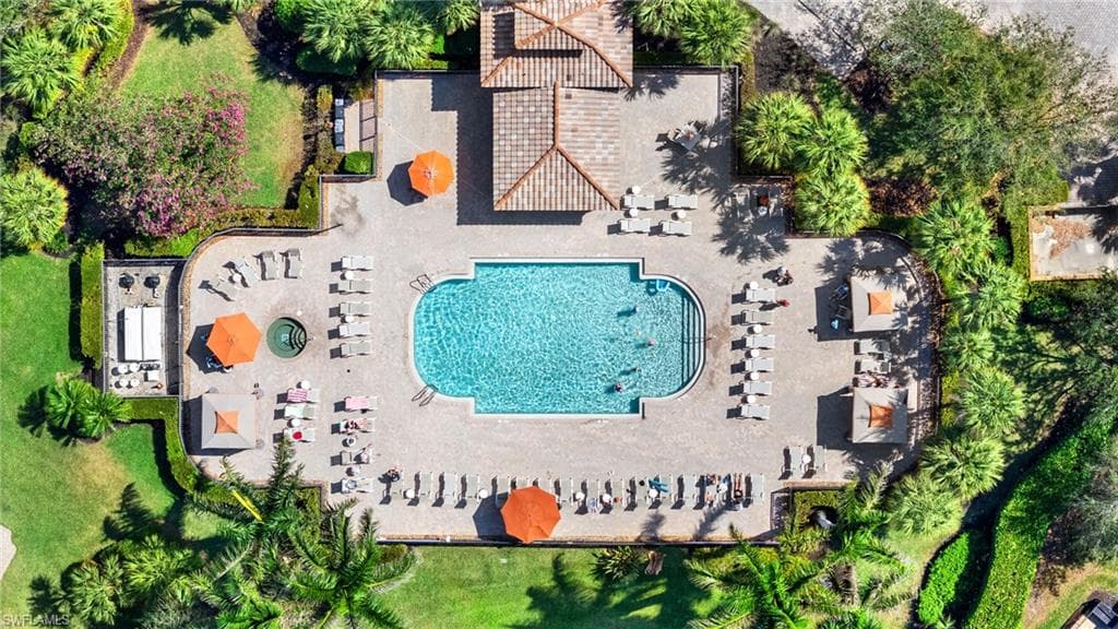 9130 Napoli Ct 102, Naples, FL 34113-33