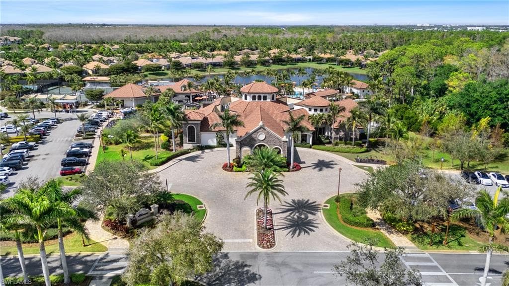 9130 Napoli Ct 102, Naples, FL 34113-35