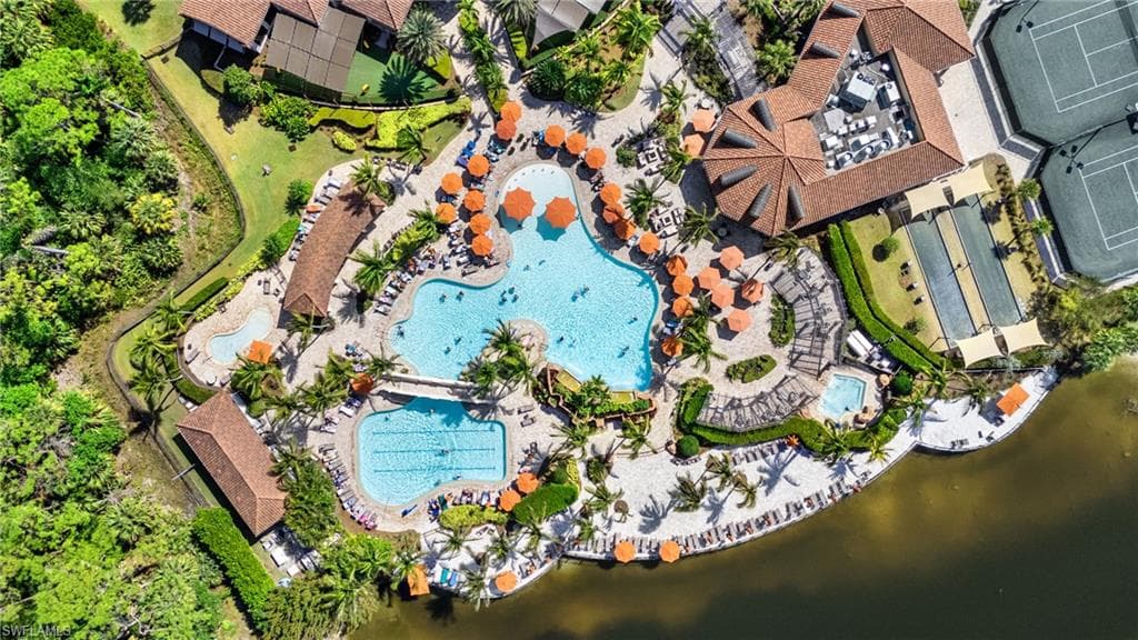 9130 Napoli Ct 102, Naples, FL 34113-37