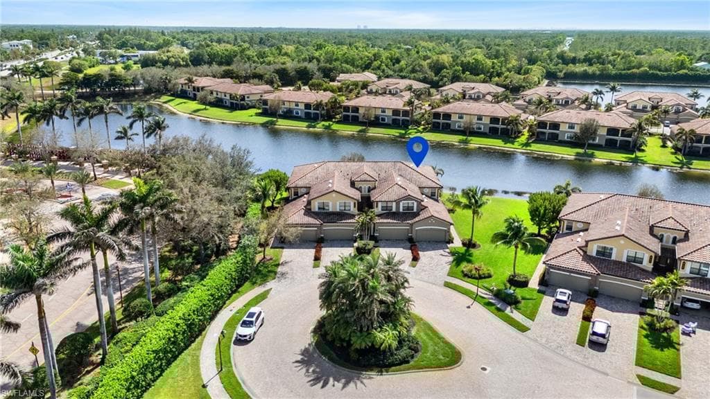 9130 Napoli Ct 102, Naples, FL 34113-3