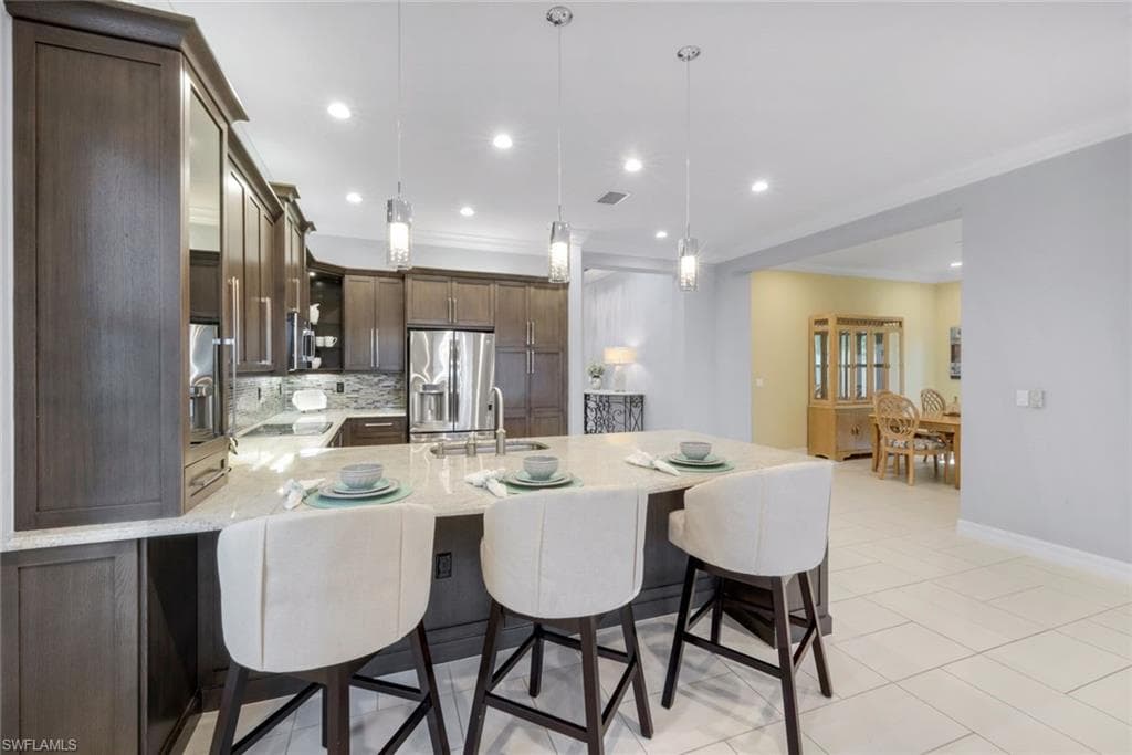 3366 Baltic Dr, Naples, FL 34119-11