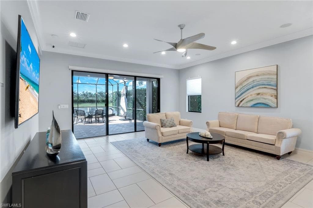 3366 Baltic Dr, Naples, FL 34119-12
