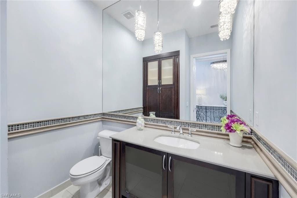3366 Baltic Dr, Naples, FL 34119-23