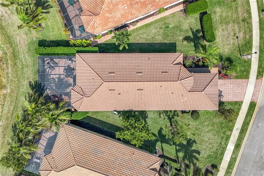 3366 Baltic Dr, Naples, FL 34119-37