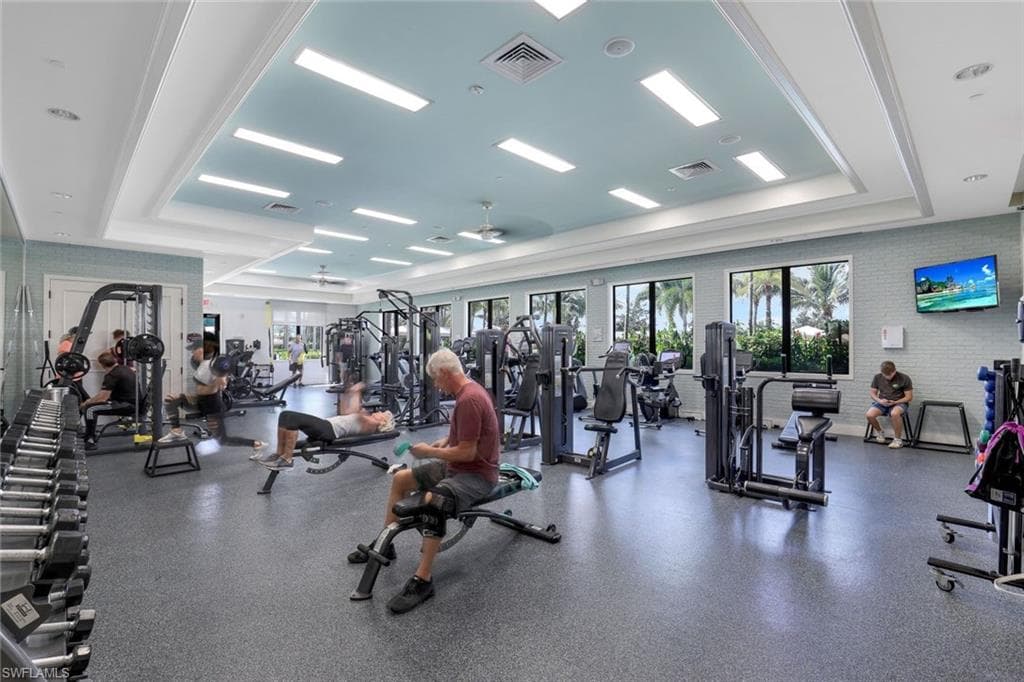 3366 Baltic Dr, Naples, FL 34119-44