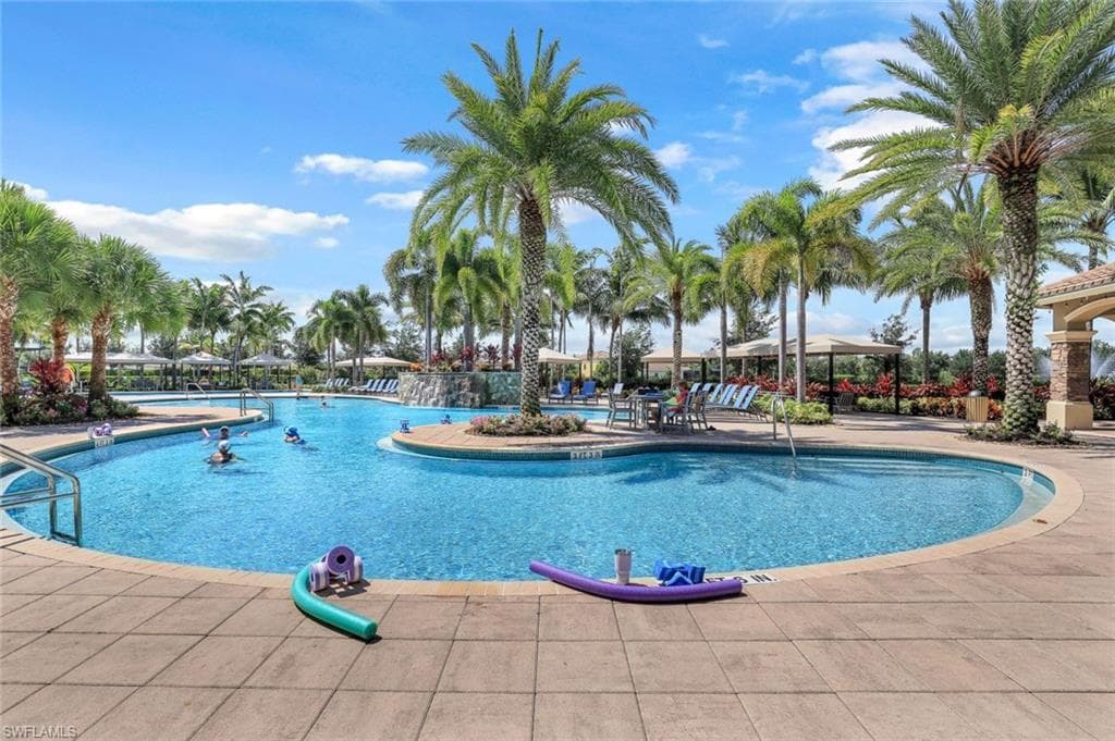 3366 Baltic Dr, Naples, FL 34119-45