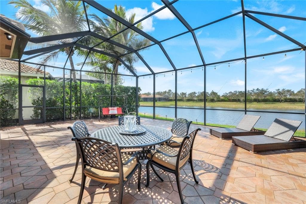 3366 Baltic Dr, Naples, FL 34119-6