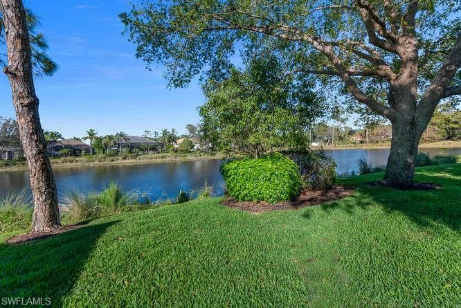 6835 Old Banyan Way, Naples, FL 34109-5