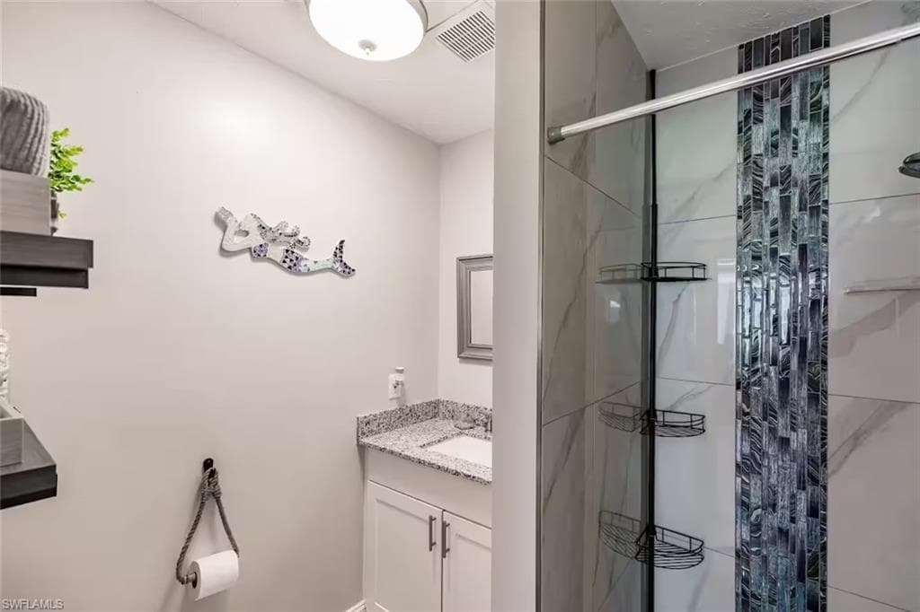 230 1st St NW, Naples, FL 34120-42